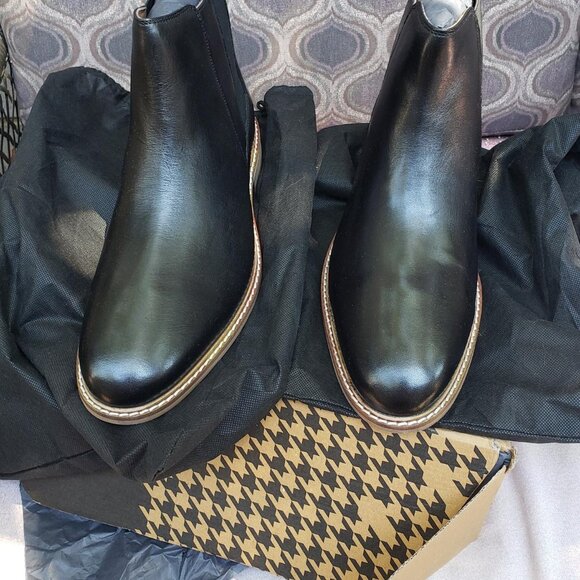 New in Box Men's Thomas & Vine Corbin Chelsea Boot - Picture 6 of 8